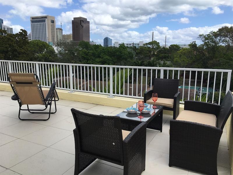 New 4 Bedroom House Close To Everything In Fll#320 Fort Lauderdale Exterior photo