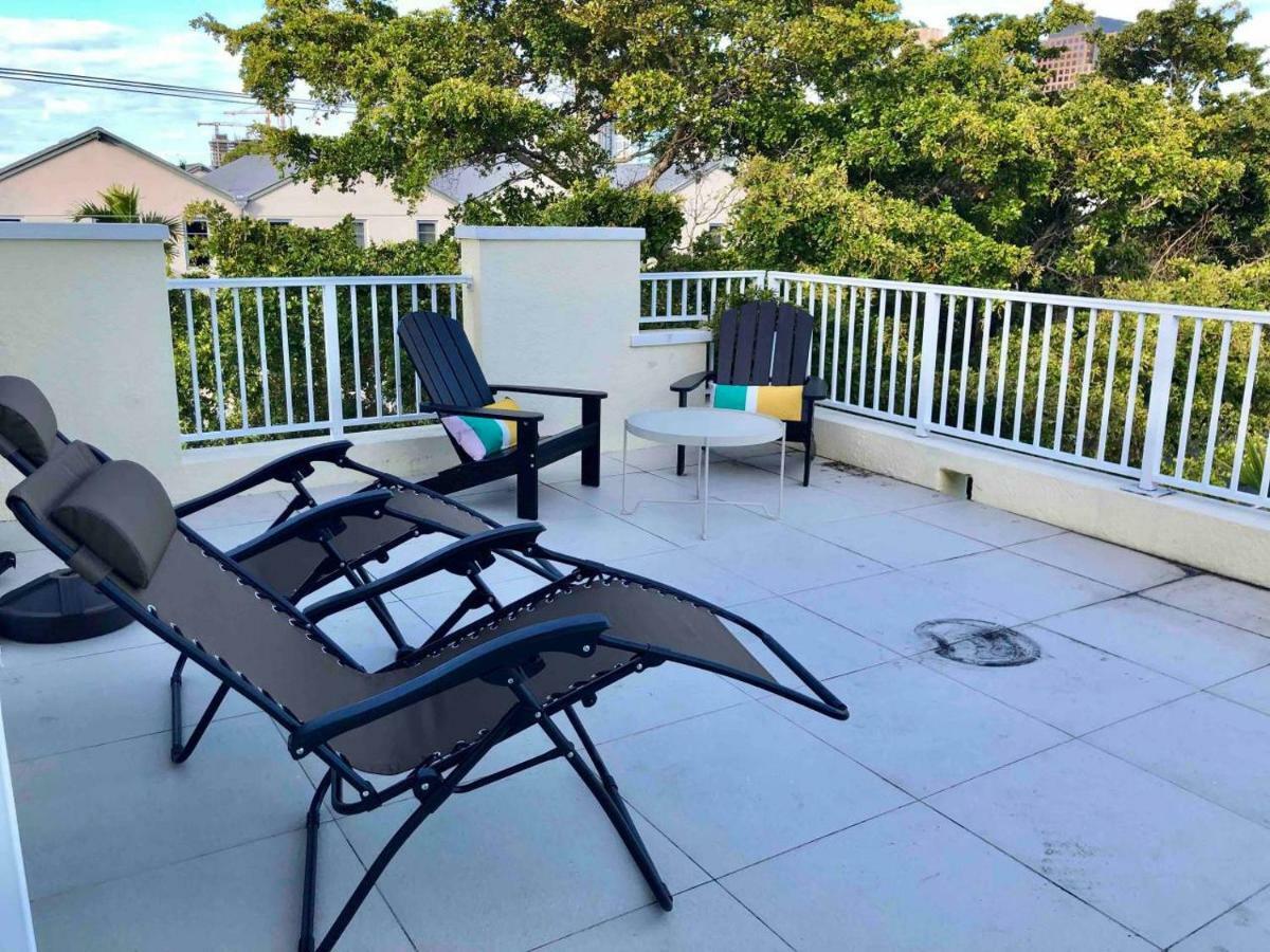 New 4 Bedroom House Close To Everything In Fll#320 Fort Lauderdale Exterior photo